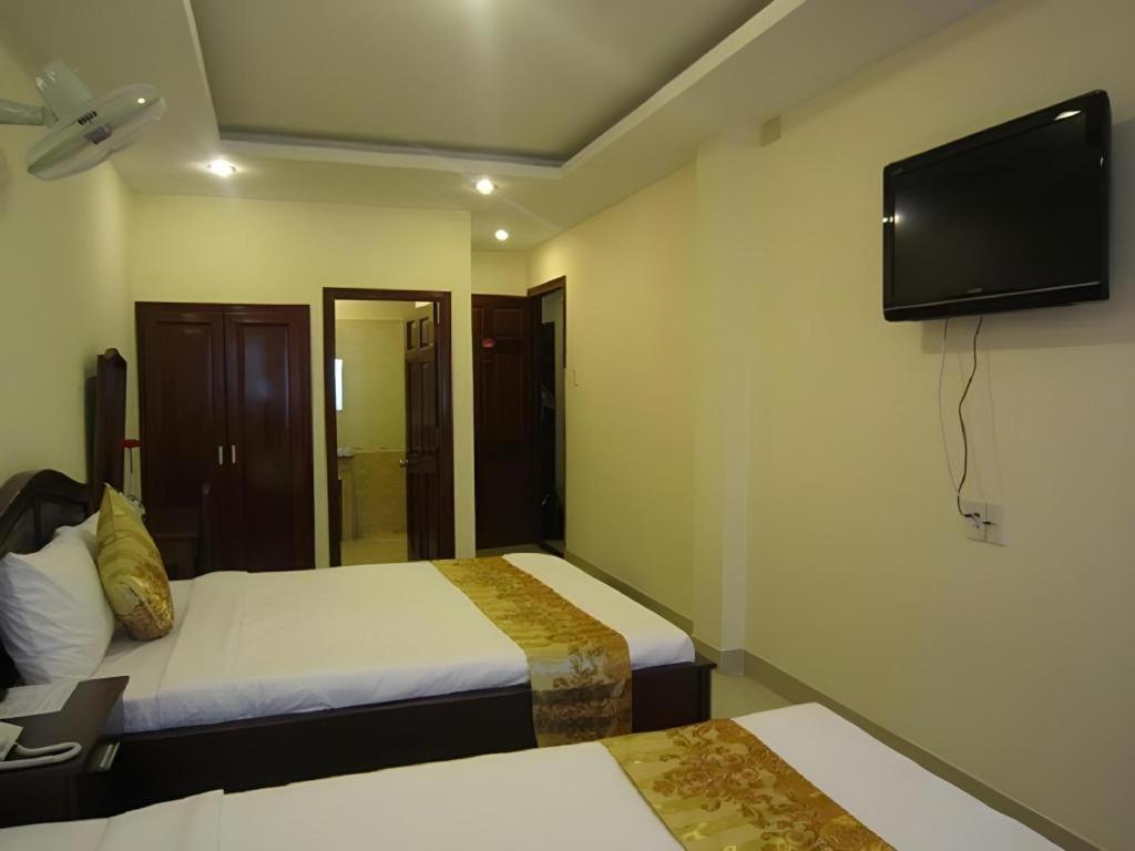 Nui Thanh Hotel Ho Chi Minh City Exterior photo